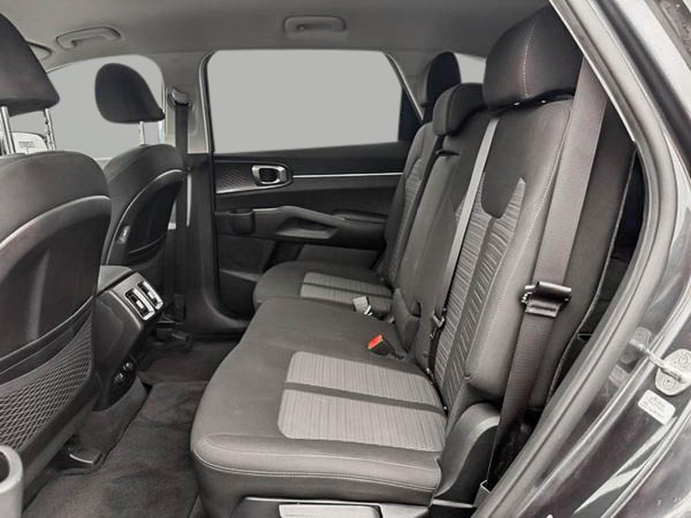 Kia Sorento LX 2.5L 2021 d&rsquo;occasion à vendre - 33