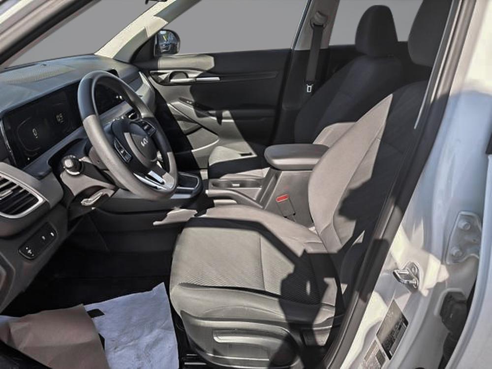 Kia Seltos LX FWD 2024 d&rsquo;occasion à vendre - 16
