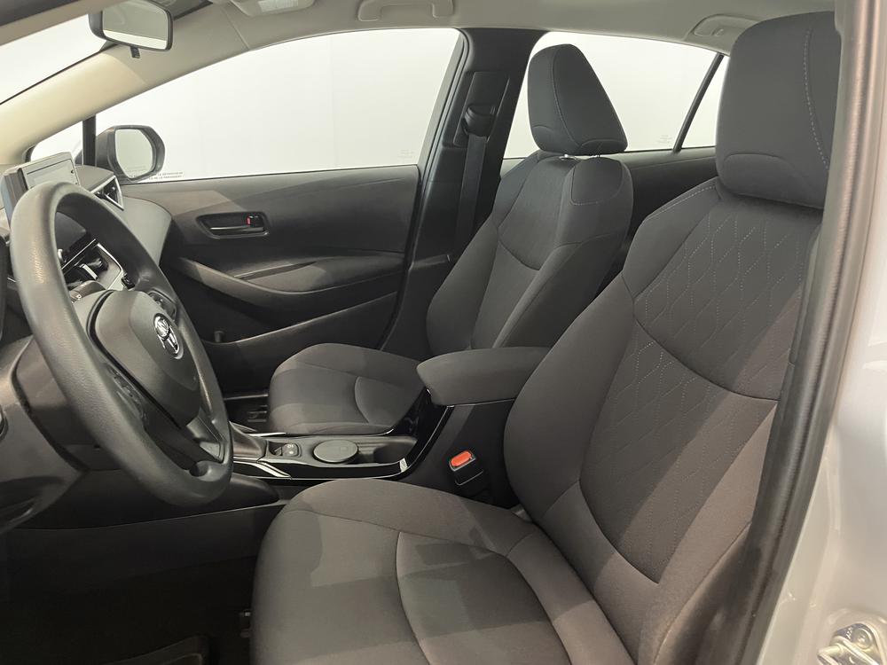 Toyota Corolla LE 2022 d&rsquo;occasion à vendre - 13