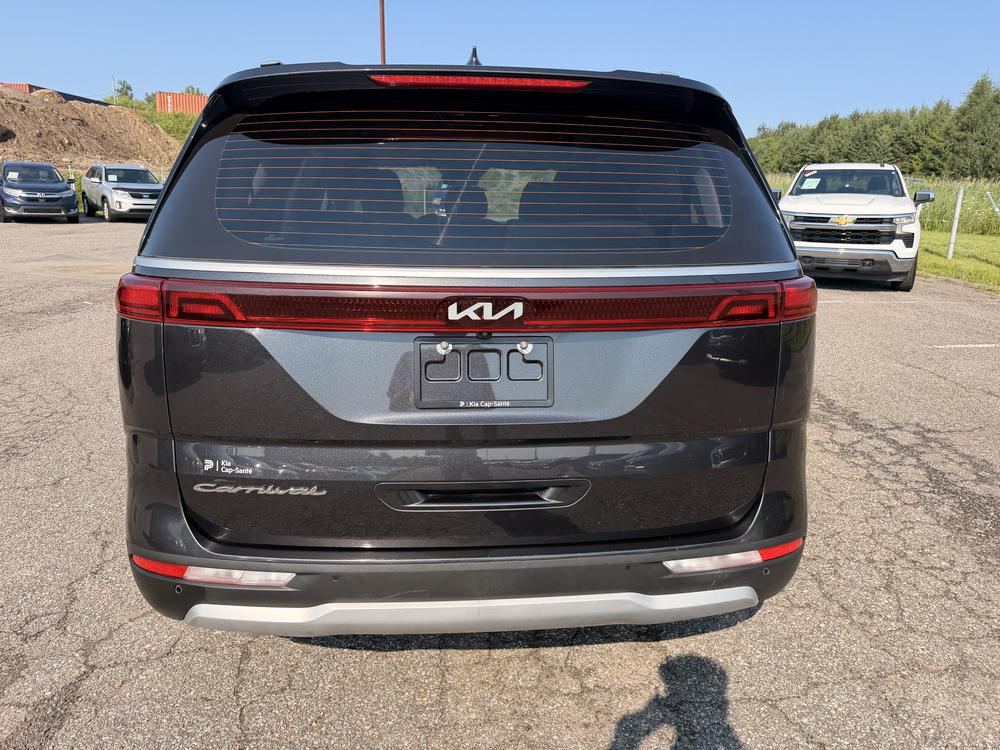 Kia Carnival LX 2022 d&rsquo;occasion à vendre - 7