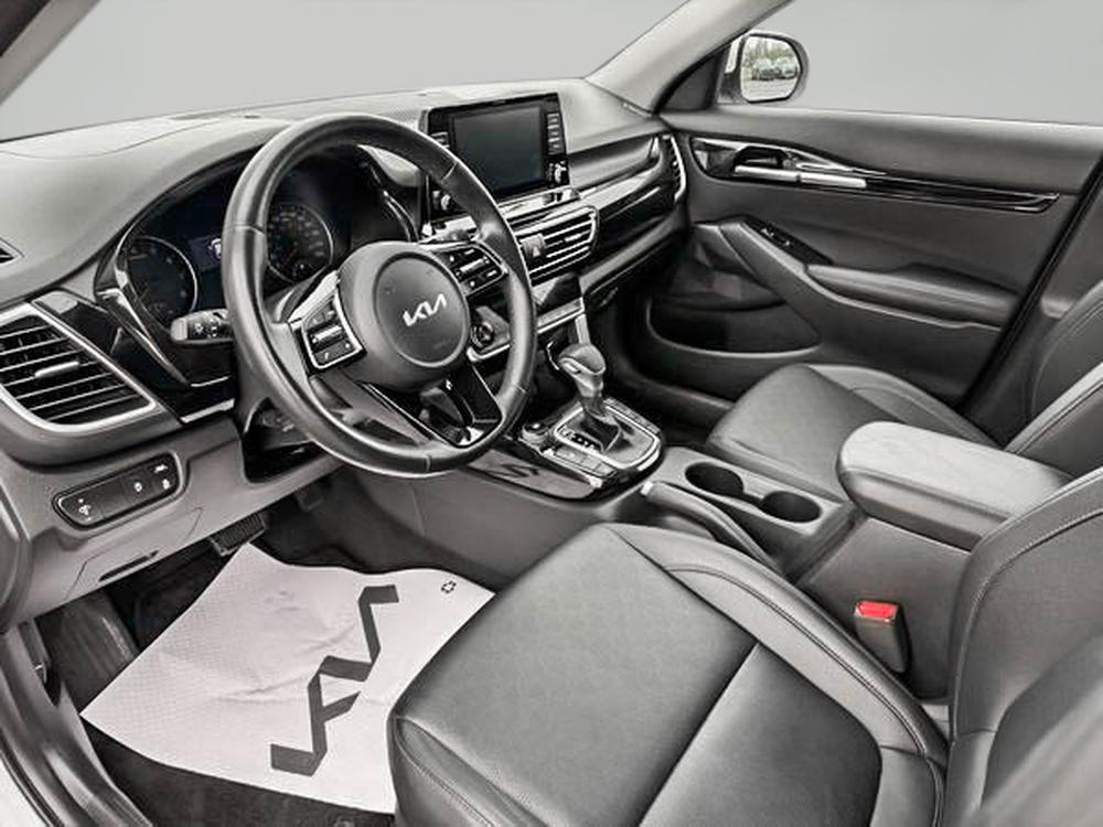 Kia Seltos EX AWD 2023 d&rsquo;occasion à vendre - 21
