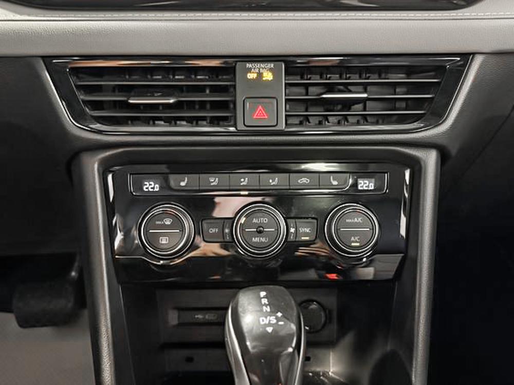 Volkswagen Taos HIGHLINE 2023 d&rsquo;occasion à vendre - 28