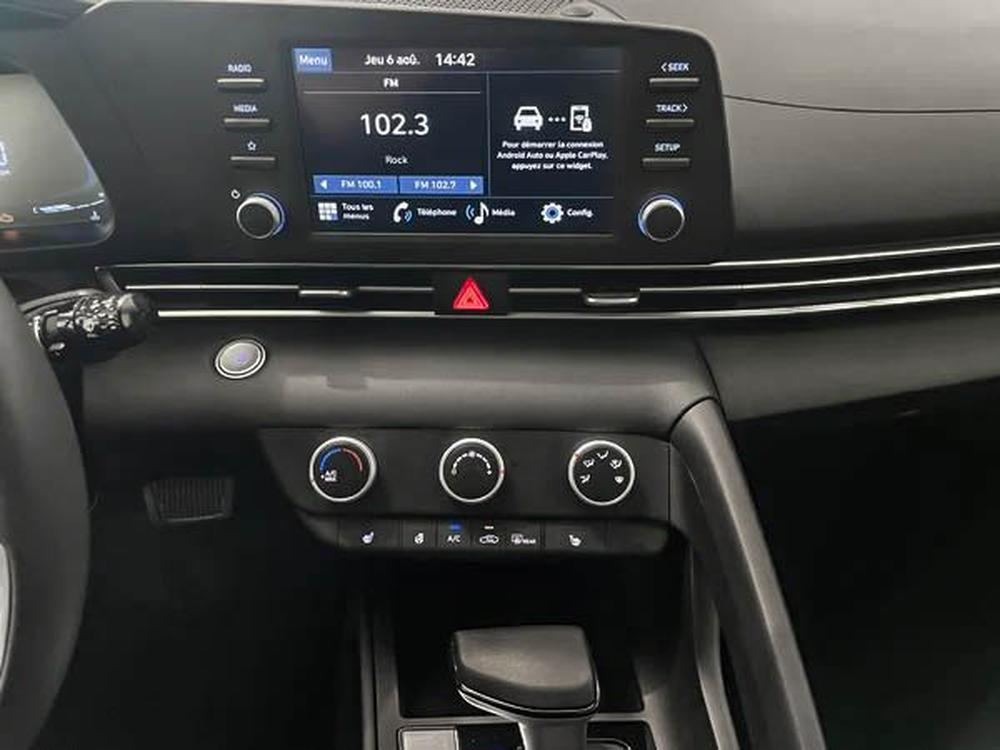 Hyundai Elantra Preferred 2025 d&rsquo;occasion à vendre - 22