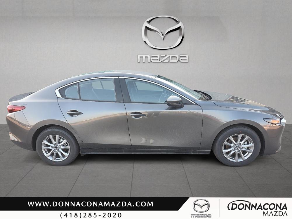 Mazda Mazda3 2025 Gris usage à vendre Mazda Mazda3 2025 Gris usage à vendre