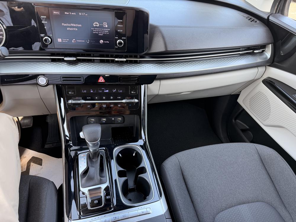 Kia Carnival LX 2022 d&rsquo;occasion à vendre - 29
