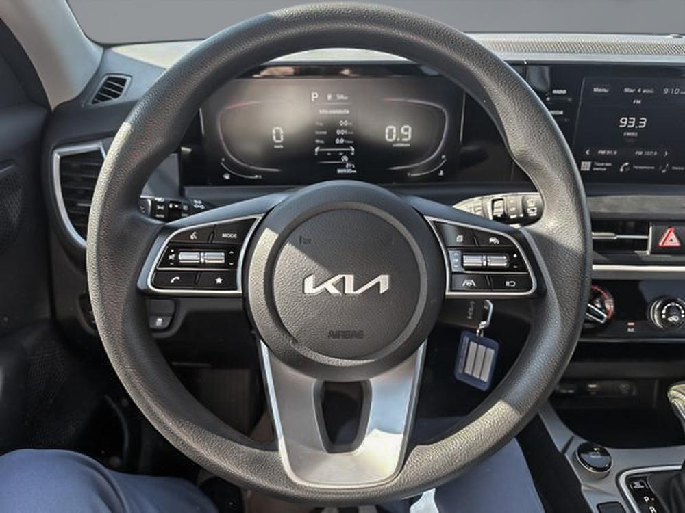 Kia Seltos LX FWD 2024 d&rsquo;occasion à vendre - 21