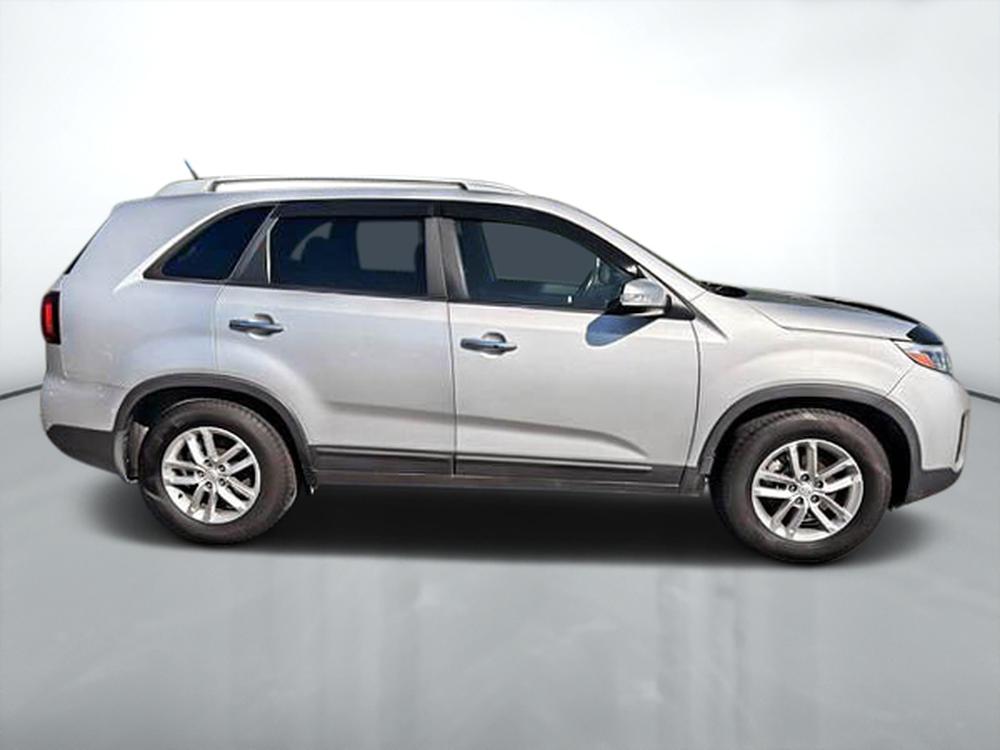 Kia Sorento LX FWD 2015 d&rsquo;occasion à vendre - 11