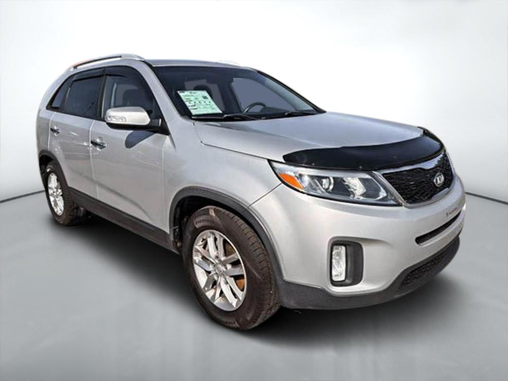Kia Sorento LX FWD