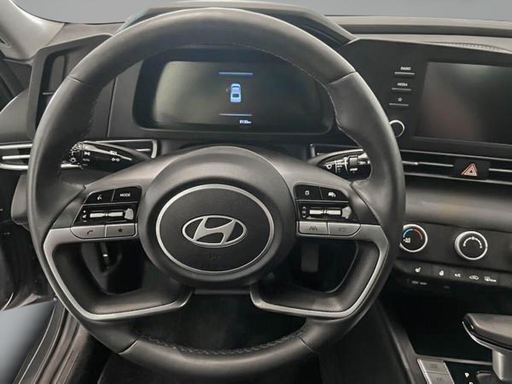 Hyundai Elantra Preferred 2025 d&rsquo;occasion à vendre - 14