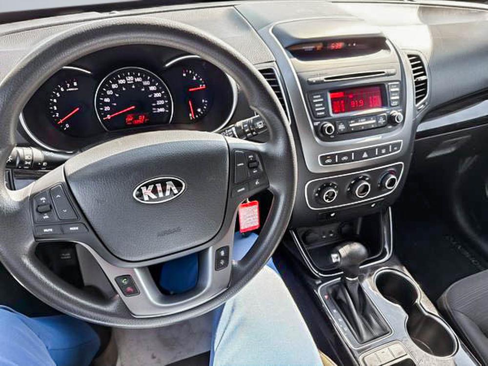 Kia Sorento LX FWD 2015 d&rsquo;occasion à vendre - 28