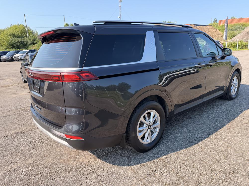 Kia Carnival LX 2022 d&rsquo;occasion à vendre - 8