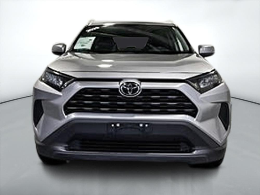 Toyota RAV4 LE 2023 d&rsquo;occasion à vendre - 9