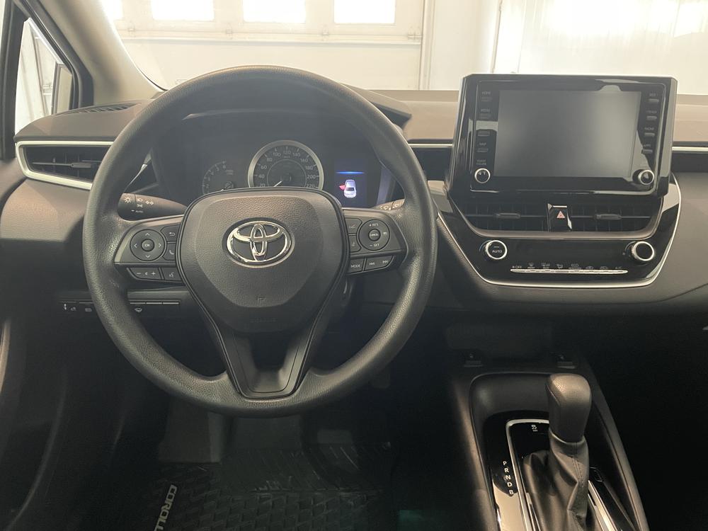 Toyota Corolla LE 2022 d&rsquo;occasion à vendre - 11