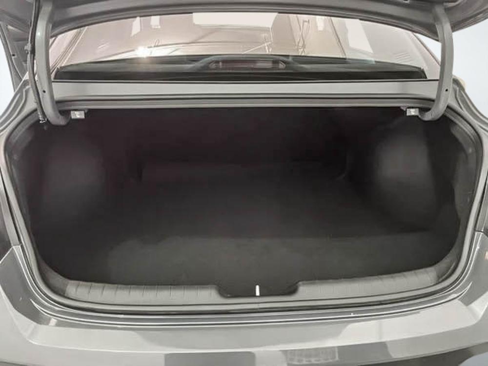Hyundai Elantra Preferred 2025 d&rsquo;occasion à vendre - 29