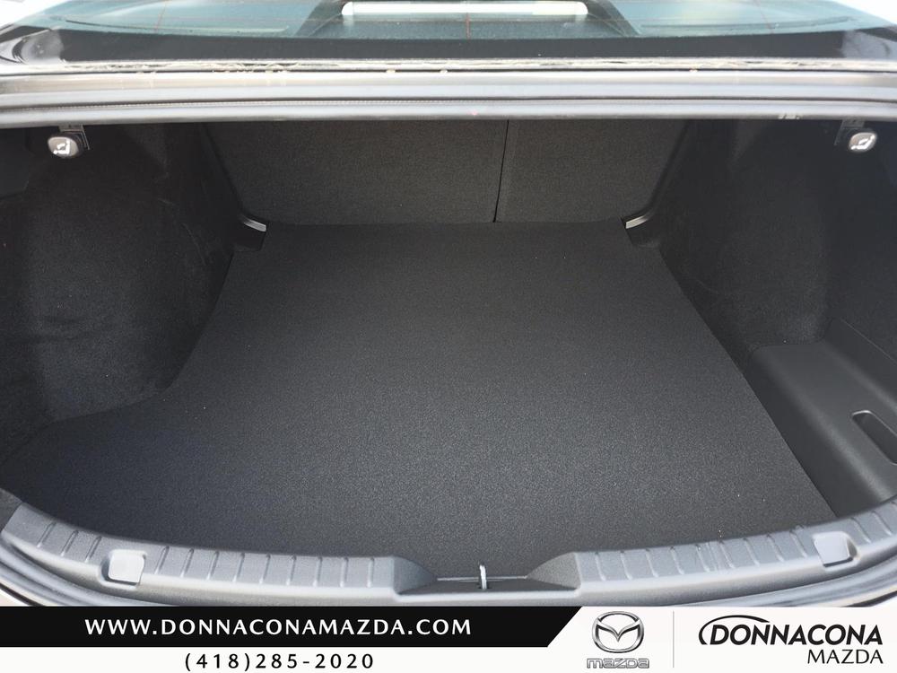 Mazda Mazda3 2025 Gris usage à vendre Mazda Mazda3 2025 Gris usage à vendre