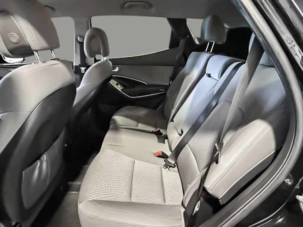 Hyundai Santa Fe Sport Sport 2018 d&rsquo;occasion à vendre - 29