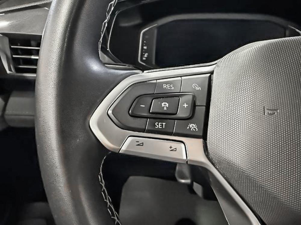 Volkswagen Taos HIGHLINE 2023 d&rsquo;occasion à vendre - 19