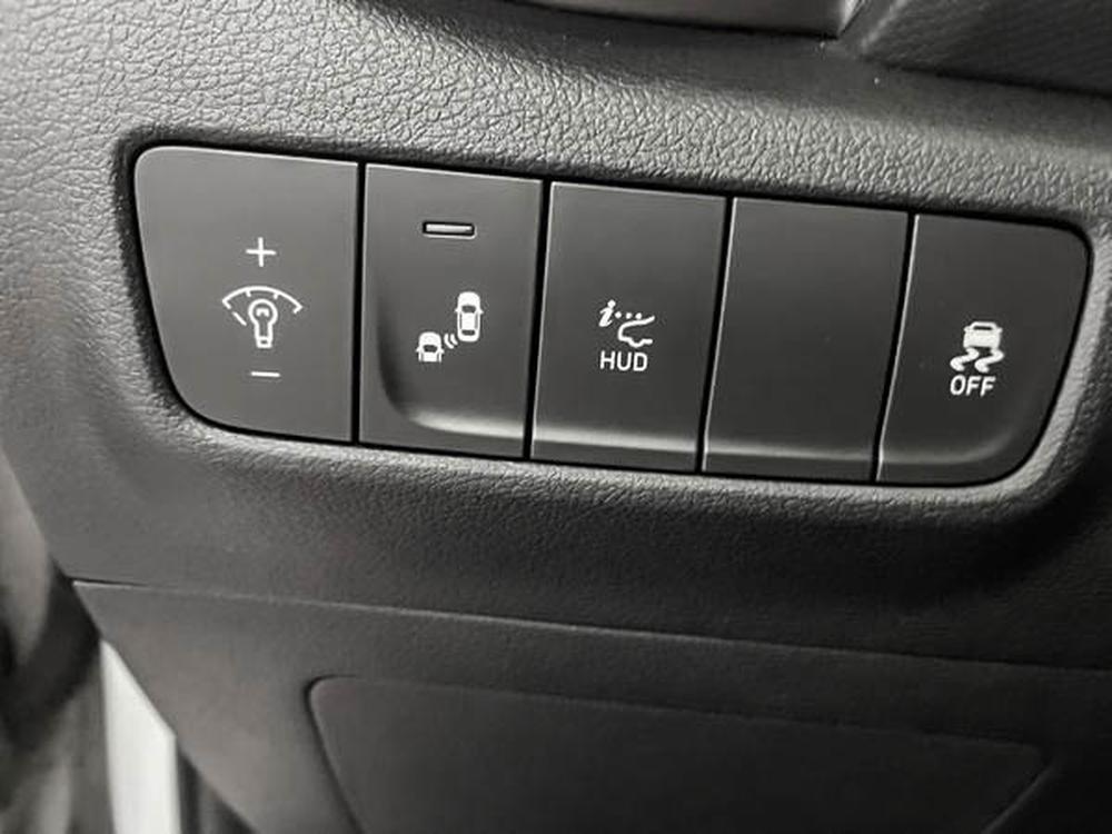 Hyundai Kona Trend 1.6T AWD 2018 d&rsquo;occasion à vendre - 19
