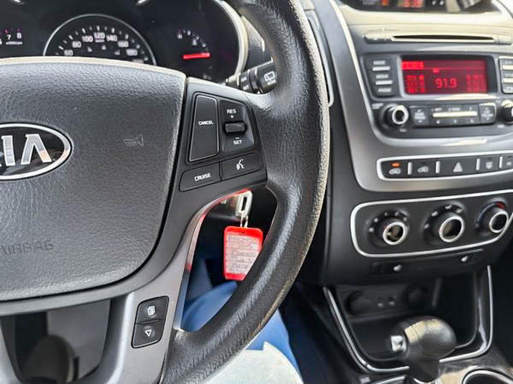 Kia Sorento LX FWD 2015 d&rsquo;occasion à vendre - 23