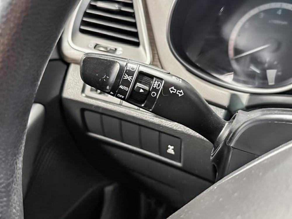 Hyundai Santa Fe Sport Sport 2018 d&rsquo;occasion à vendre - 21