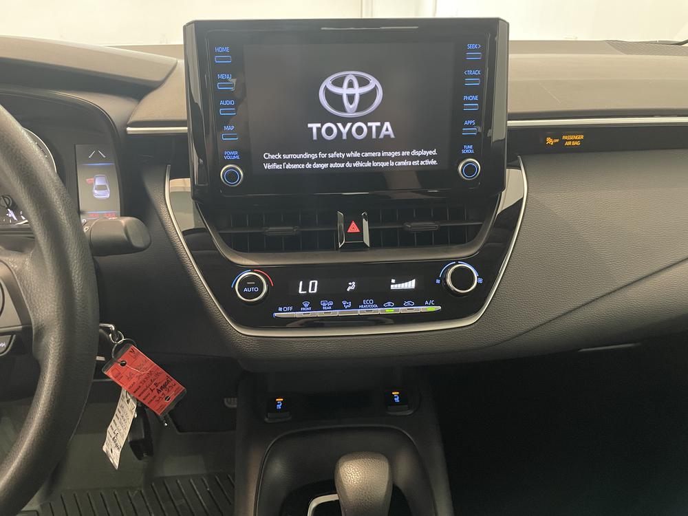 Toyota Corolla LE 2022 d&rsquo;occasion à vendre - 21