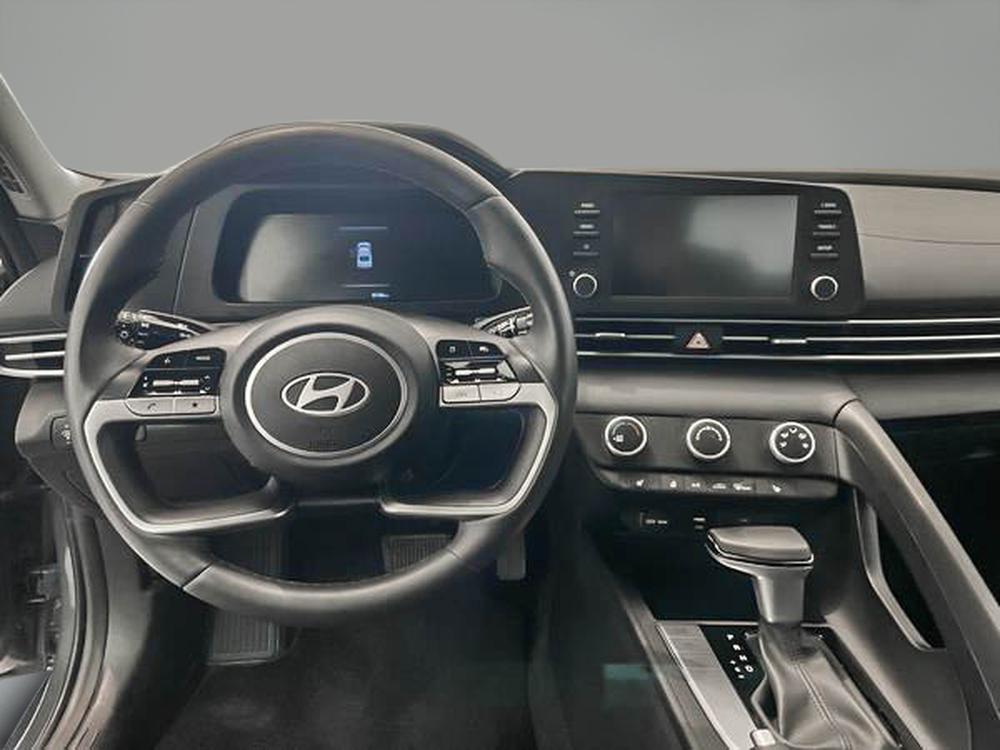 Hyundai Elantra Preferred 2025 d&rsquo;occasion à vendre - 11