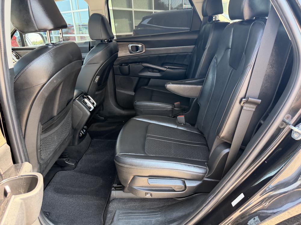 Kia Sorento EX+ 2023 d&rsquo;occasion à vendre - 34