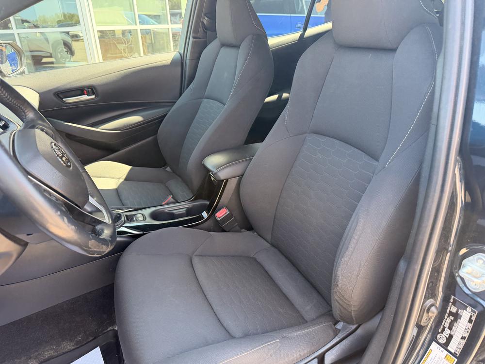 Toyota Corolla Hatchback SE MANUELLE 2019 d&rsquo;occasion à vendre - 17