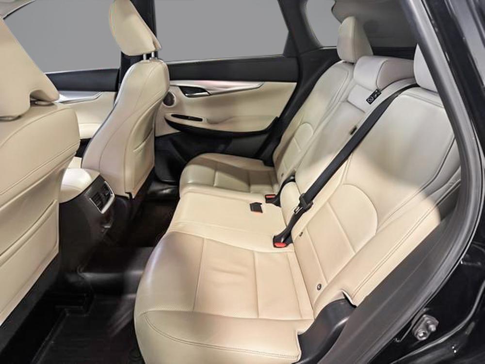 INFINITI QX50 Essential 2019 d&rsquo;occasion à vendre - 31