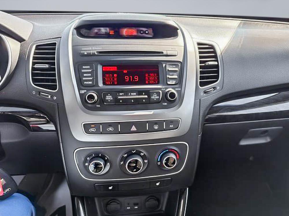 Kia Sorento LX FWD 2015 d&rsquo;occasion à vendre - 26