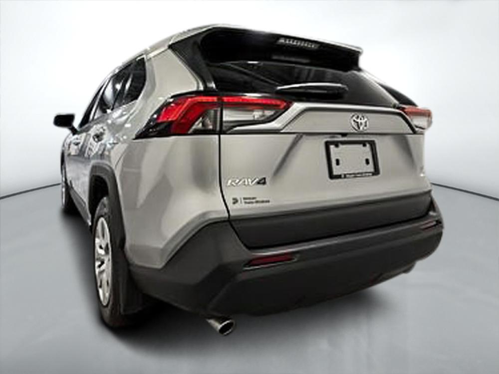 Toyota RAV4 LE 2023 d&rsquo;occasion à vendre - 6