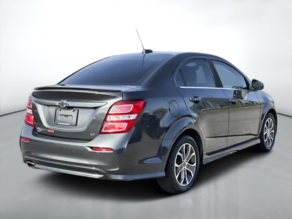 Chevrolet Sonic LT 2018 — photo 3