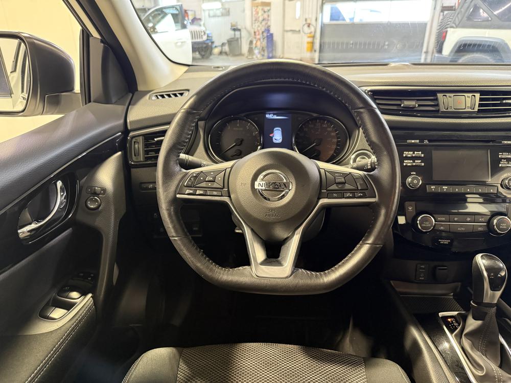 Nissan Qashqai SV 2017 d&rsquo;occasion à vendre - 19