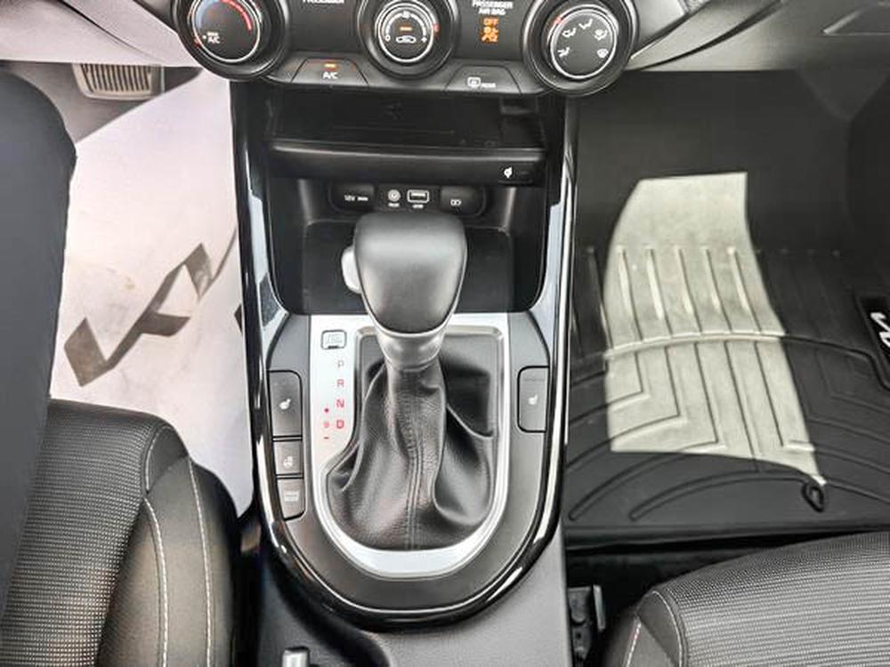 Kia Forte EX 2019 d&rsquo;occasion à vendre - 27