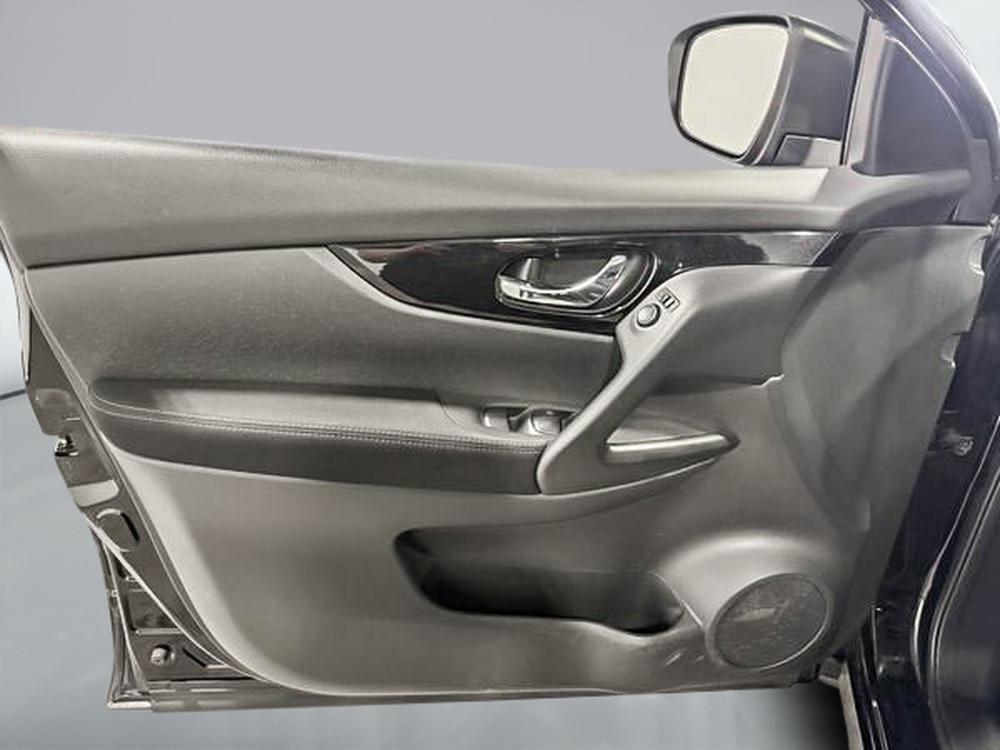 Nissan Qashqai SV 2017 d&rsquo;occasion à vendre - 14