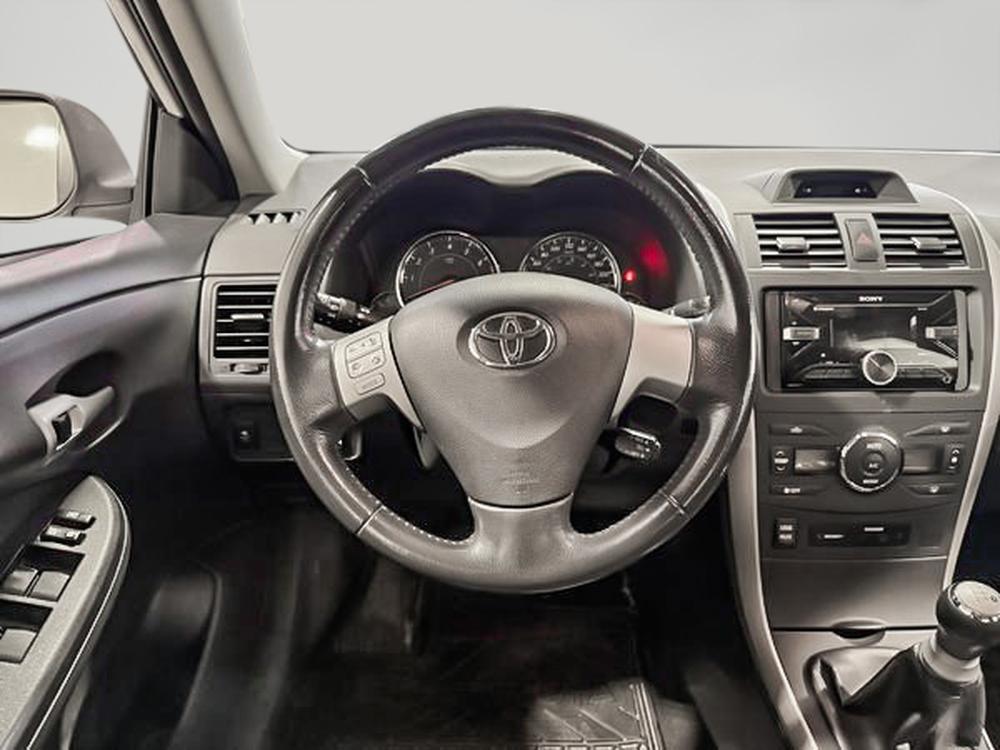 Toyota Corolla S 2012 d&rsquo;occasion à vendre - 18