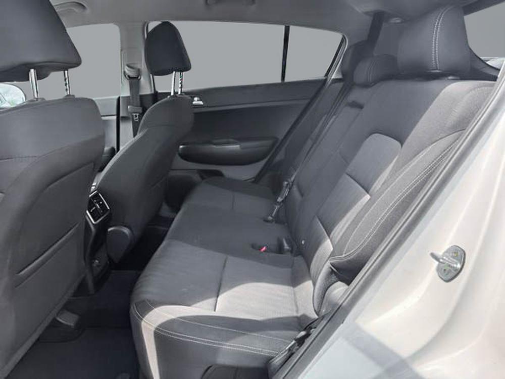 Kia Sportage LX FWD 2019 d&rsquo;occasion à vendre - 30