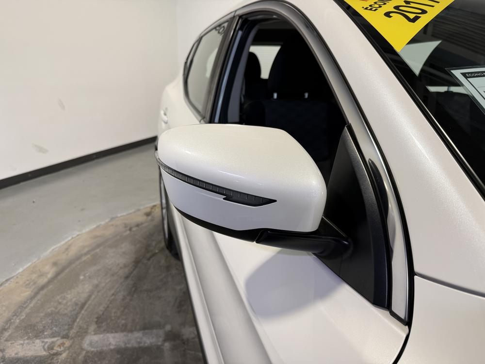 Nissan Qashqai SV 2017 d&rsquo;occasion à vendre - 12