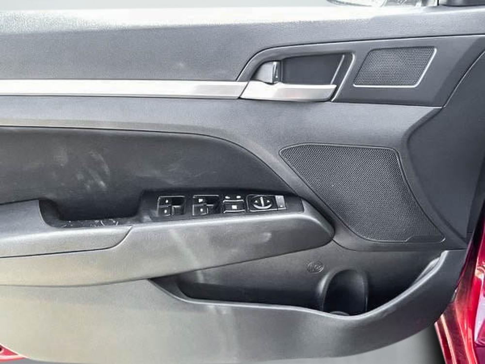 Hyundai Elantra preferred 2020 d&rsquo;occasion à vendre - 9