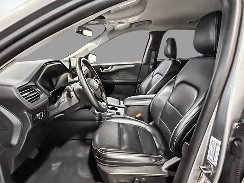Ford Escape Platinum 2024 d&rsquo;occasion à vendre - 16