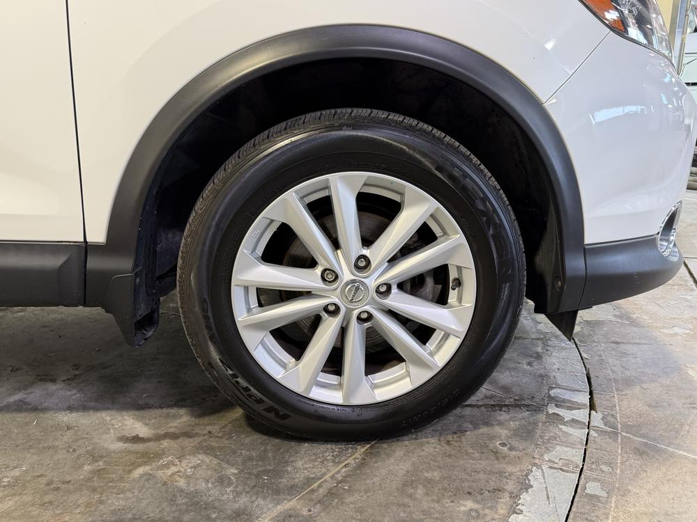 Nissan Qashqai SV 2017 d&rsquo;occasion à vendre - 13