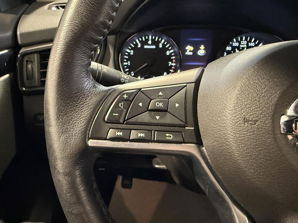 Nissan Qashqai SV 2017 d&rsquo;occasion à vendre - 21