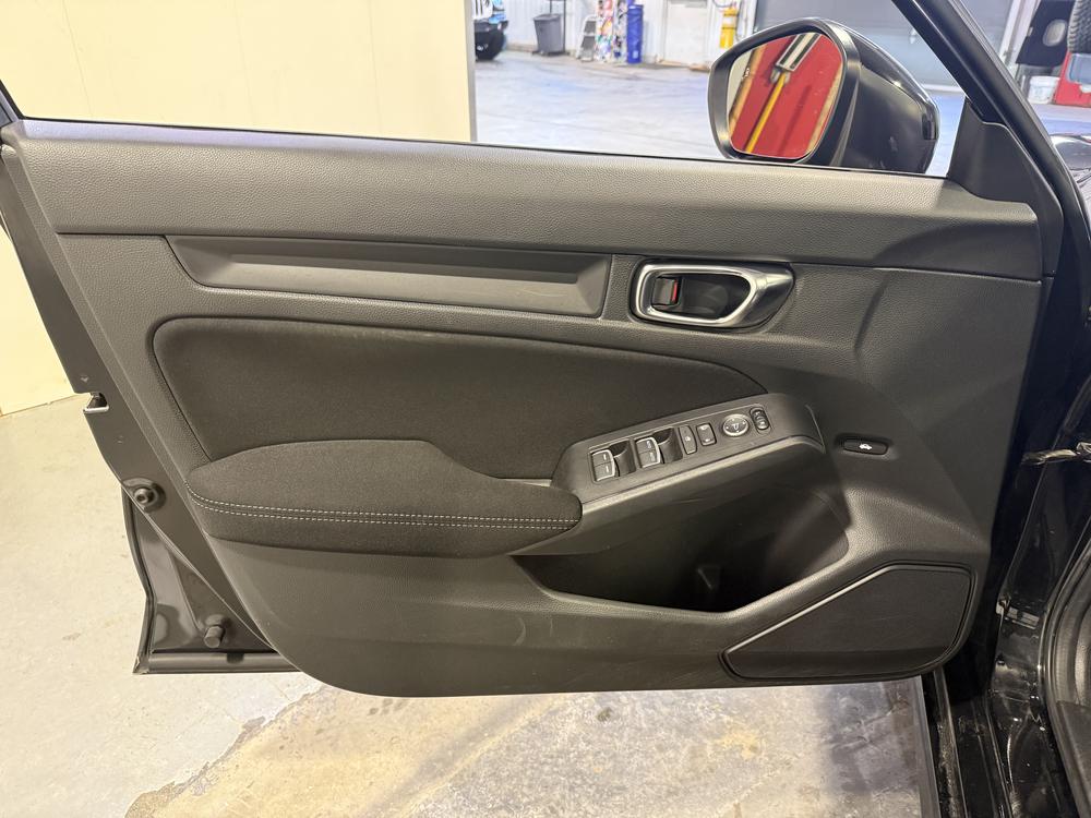 Honda Civic Berline LX 2022 d&rsquo;occasion à vendre - 13