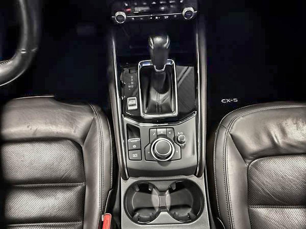 Mazda CX-5 Signature 2023 d&rsquo;occasion à vendre - 29