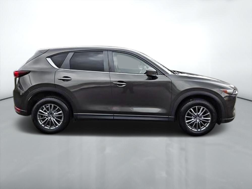 Mazda CX-5 GS 2017 — photo 2