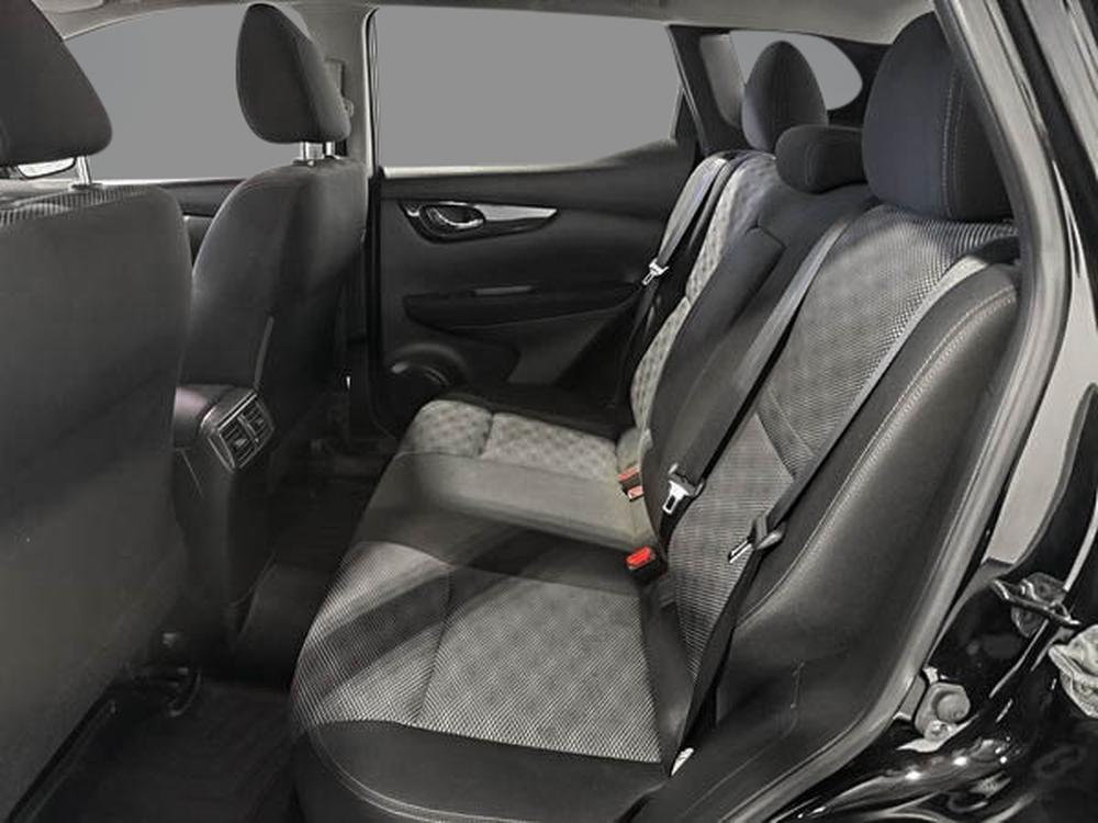 Nissan Qashqai SV 2017 d&rsquo;occasion à vendre - 31