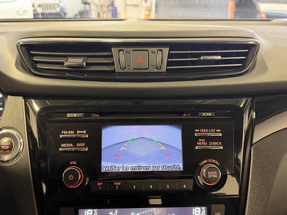 Nissan Qashqai SV 2017 d&rsquo;occasion à vendre - 28