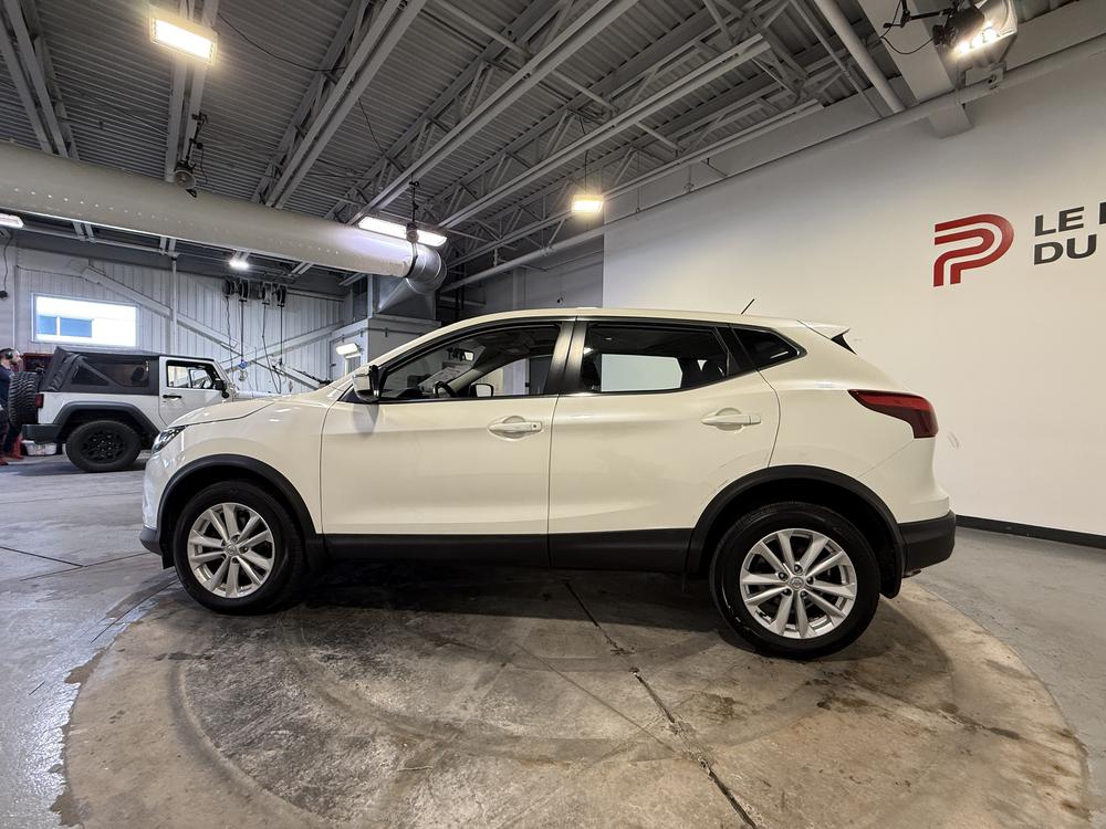 Nissan Qashqai SV 2017 d&rsquo;occasion à vendre - 7