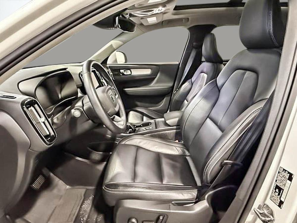 Volvo XC40 T5 Momentum 2022 à vendre à Trois-Rivières - 17
