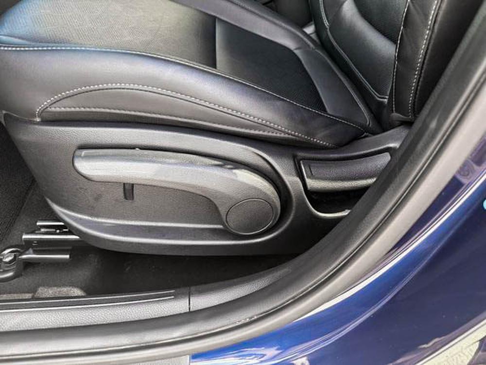 Kia Seltos 2024 Bleu usage à vendre Kia Seltos 2024 Bleu usage à vendre